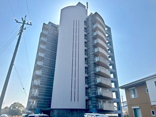 901, 南岩国町2丁目1-32, ジャクソン・タワー 901, 岩国市, Yamaguchi 740-0034, Giappone