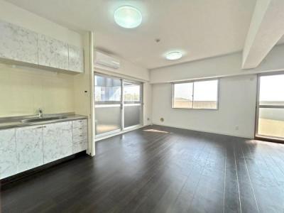 901, 南岩国町2丁目1-32, ジャクソン・タワー 901, 岩国市, Yamaguchi 740-0034, Giappone