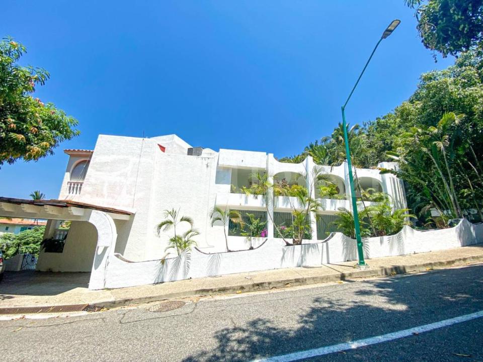 Tabachines 100, Acapulco, Guerrero 39867, México