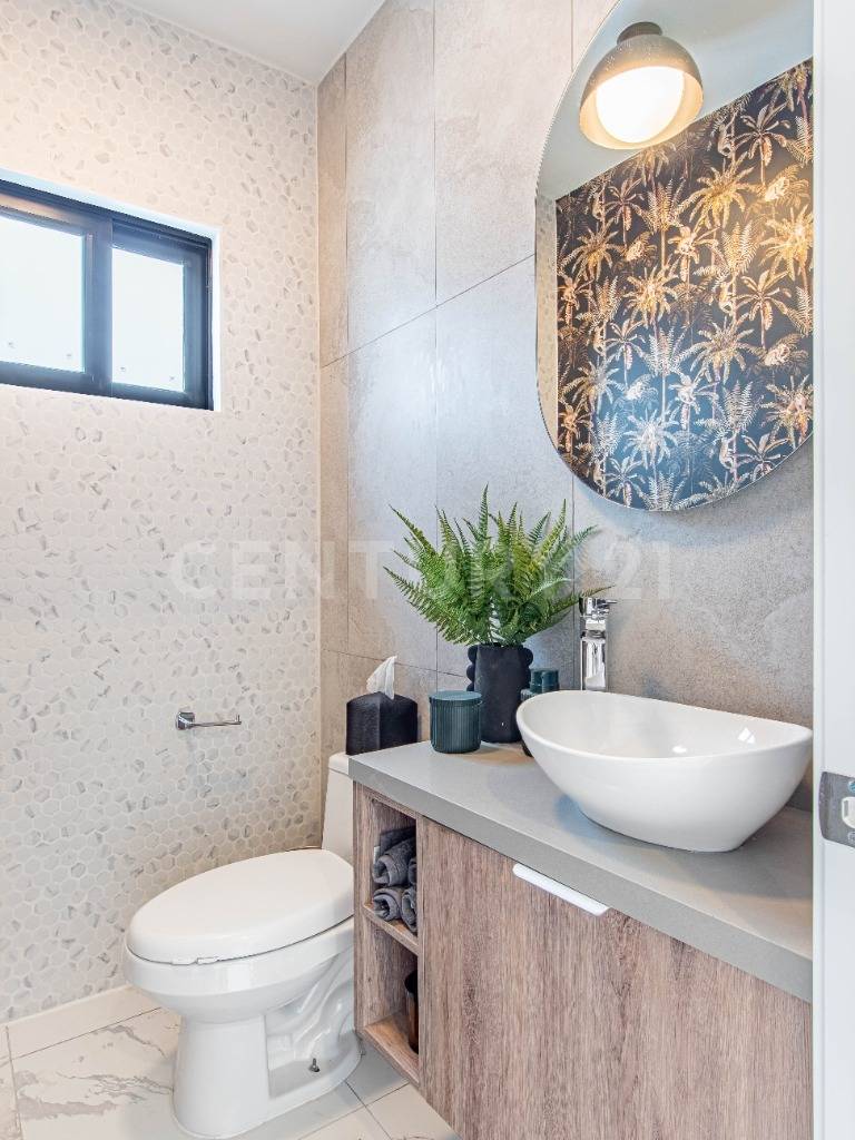 Av. cuahutemoc sur 7090-25, Tijuana, Baja California 22635, Messico