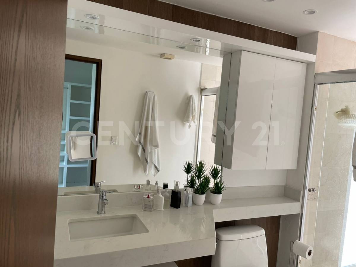 Condominio Isola Av Bonampak 1, Cancún/Benito Juárez, Quintana Roo 77500, México