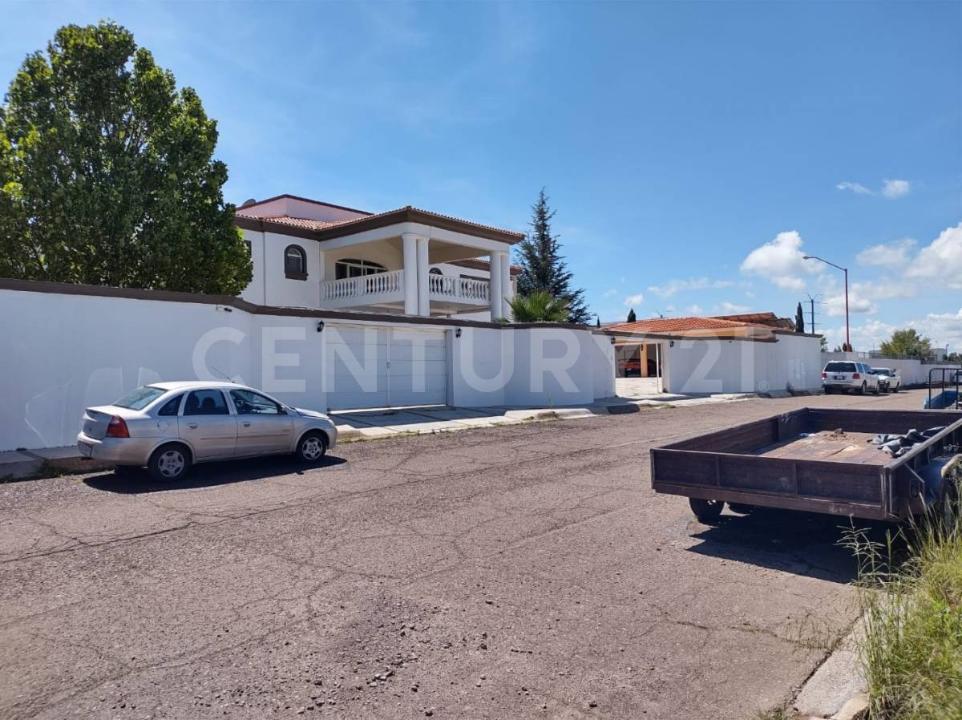 Lomas del Campestre 575, Cuauhtémoc, Chihuahua 31543, México