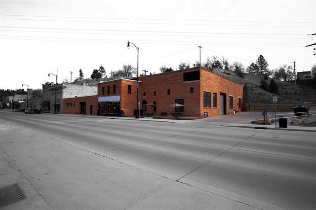 401 N. River St., Hot Springs, South Dakota 57747, USA