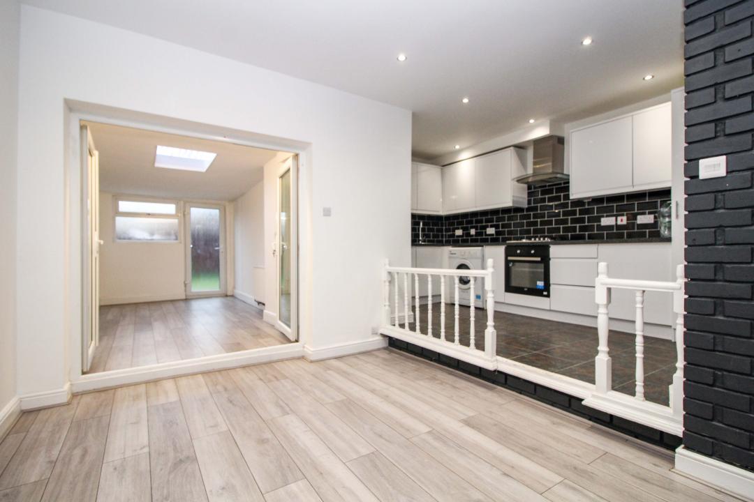 73, Essex Road, BARKING, Regno Unito