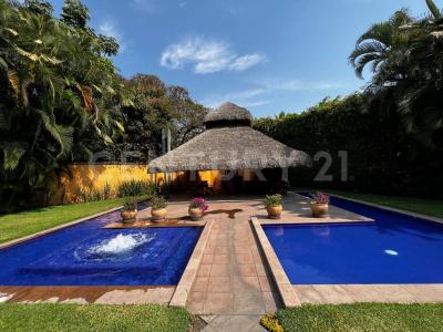 Avenida Palmira, privada Los Cortijos , Cuernavaca, Morelos 62490, México