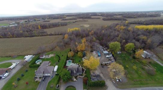 5 Rg Ste-Marie O., Salaberry-de-Valleyfield, Quebec J6S 6A8, Kanada