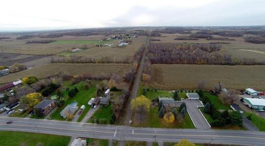 5 Rg Ste-Marie O., Salaberry-de-Valleyfield, Quebec J6S 6A8, Kanada