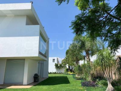 Venta de Residencia Fracc. La Arbolada. Morillotla - Tlaxcalancingo, San Andrés Cholula, 普埃布拉 72761, 墨西哥