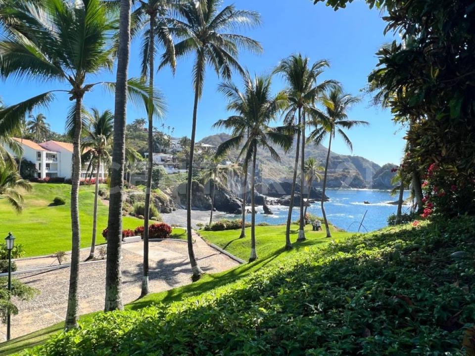 Península de Jualapan, Edificio León 286, Manzanillo, קולימה 28868, מקסיקו