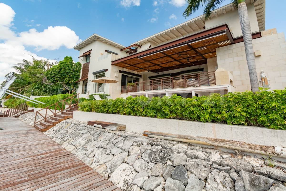 Puerto Cancun Gran Puerto, Cancún/Benito Juárez, Quintana Roo 77500, Mexico