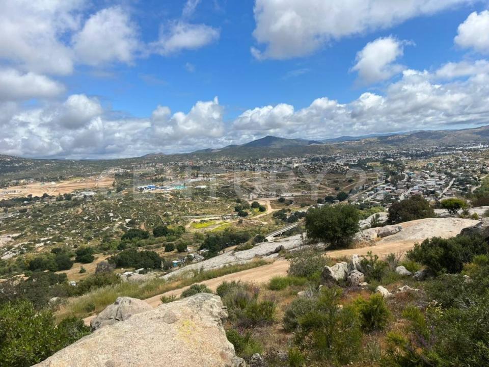 FRACCIONAMIENTO LAS TORRES, TECATE 005, Tecate, Baja California 21401, Messico