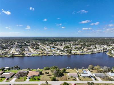 834 Ellicott Circle Nw, Port Charlotte, Florida 33952