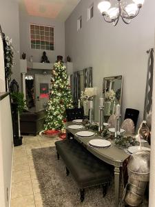 5363 Gladstone Drive, Stockton, California 95219