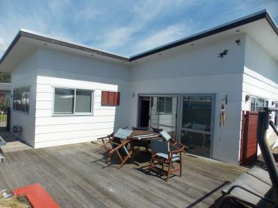 8 BURT STREET, Sanson, Manawatu District 4817, Nuova Zelanda