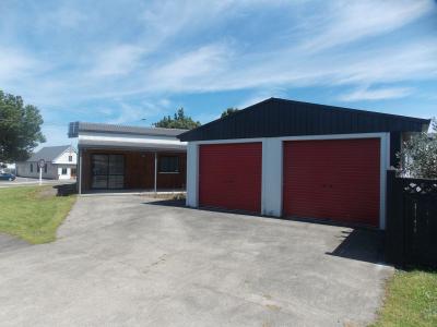 8 BURT STREET, Sanson, Manawatu District 4817, Nuova Zelanda
