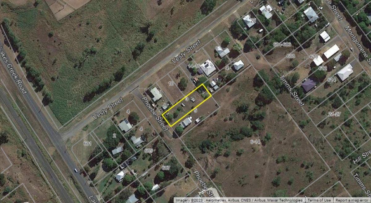 3 Phoebe Street, Lakes Creek, QLD 4701, Australia