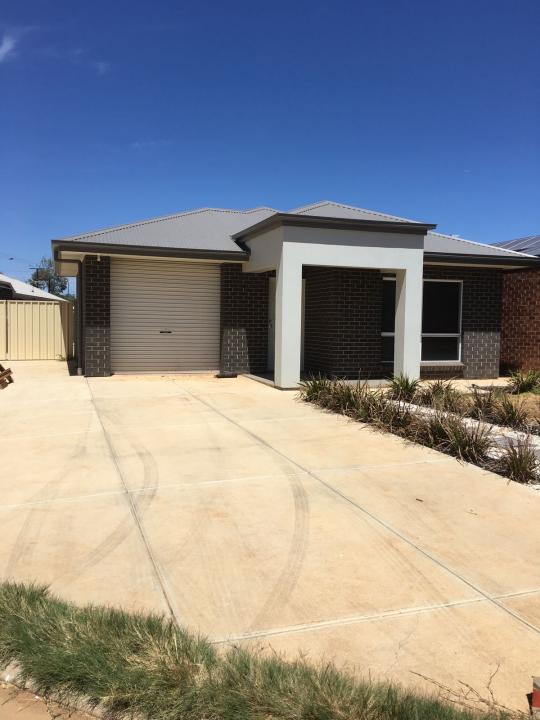 16 Dewit Street, Salisbury Downs, SA 5108, Australie