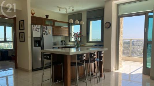 אברהם פררה, Jerusalem, Israel