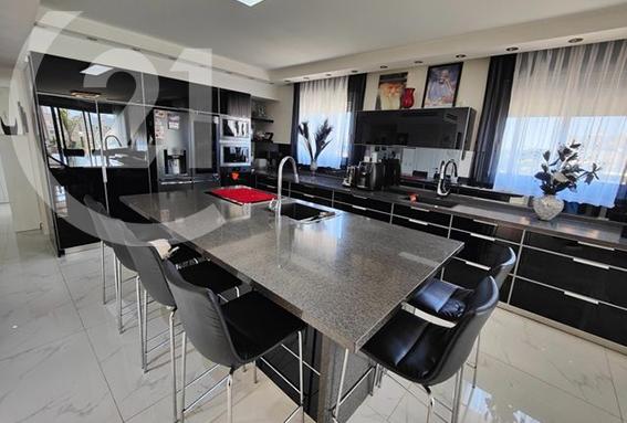 לנטוס, 内坦亚, 以色列