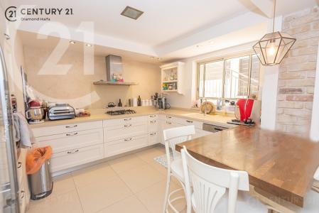 יחזקאל חרלפ, Haifa, Israel