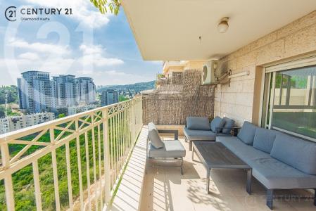 בת חן, Haifa, Israel