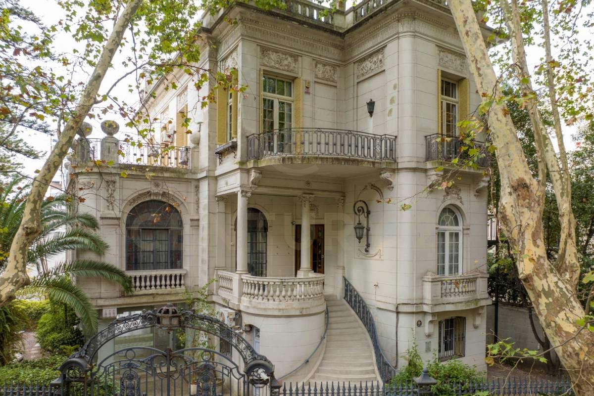 Av. Brasil 2653, Pocitos, Montevideo, Uruguay