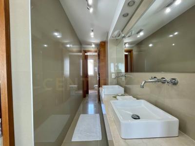 Gral. Br. Artigas y Ramon Fernandez , Punta Carretas, Montevideo, Uruguay