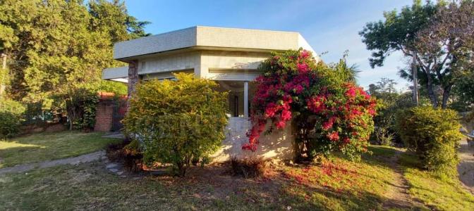 irigoitia y dufort y alvarez 1104, Prado, Montevideo, Urugwaj