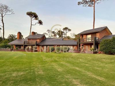 Playa Mansa Punta del Este, Punta Del Este, Maldonado 20100, Uruguay