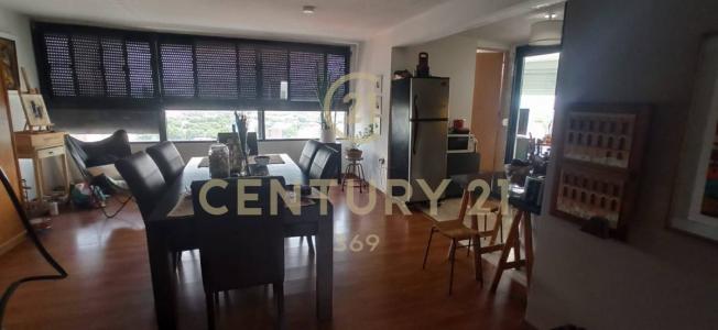 8 de octubre 1111, Tres Cruces, Montevideo, Uruguay