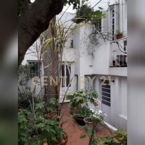 Baez 00, Punta Carretas, Montevideo, Uruguay