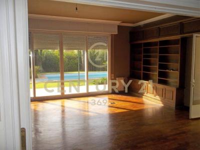 Américo IIaria 111, Carrasco, Montevideo, Uruguay