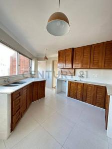 Avenida Brasil , Pocitos, Montevideo, Uruguay