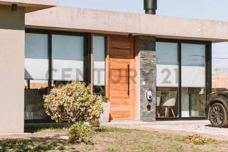 La Juana 1, Barrios Privados, Canelones 15500, Uruguai