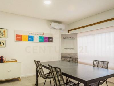 Tres Cruces, Montevideo 11800, Uruguay