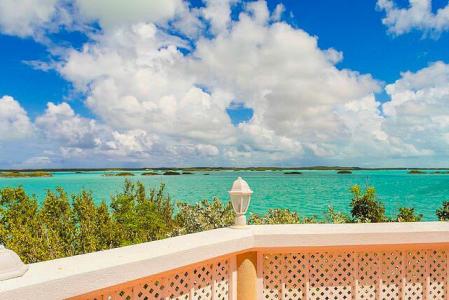 Villa Splandida, Chalk Sound Drive, Chalk Sound, Providenciales, Turks And Caicos Islands