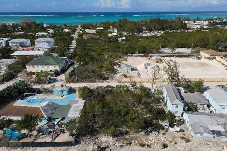 AFFORDABLE .31 ACRE PARCEL, The Bight, Providenciales, Turks E Caicos