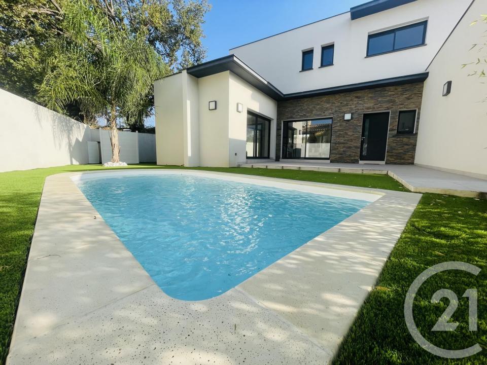 Perpignan, Languedoc-Roussillon 66000, France