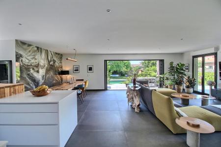 Eysines, Aquitaine 33320, France