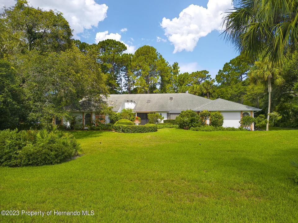 6049 Patricia Place, Weeki Wachee, Florida 34607