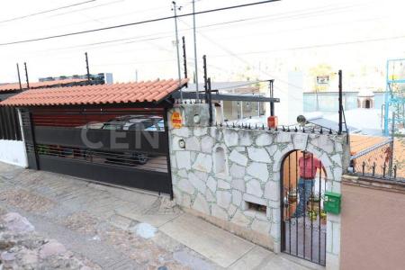 ARMANDO OLIVARES 7, Guanajuato, Guanajuato 36000, Mexico