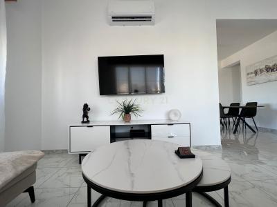 Mesa Geitonia, Cyprus