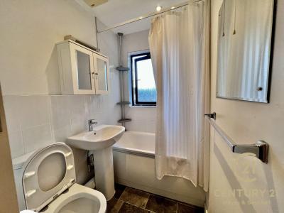 10, Marina Approach, HAYES, United Kingdom