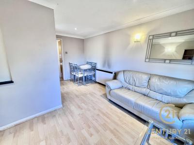 10, Marina Approach, HAYES, United Kingdom