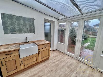 61, Frogmore Avenue, HAYES, United Kingdom