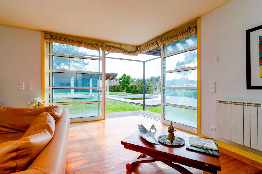 Almada, Setubal 2820-595, Portugal