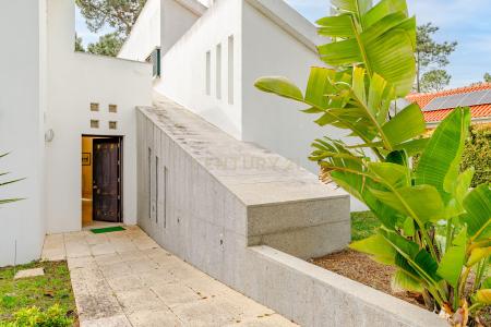 Almada, Setubal 2820-595, Portugal