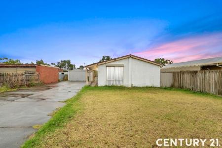 74 Westcott Parade, Rockbank, VIC 3335, Australia