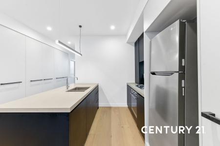 102/10 Lomandra Drive, Clayton South, VIC 3169, Австралия