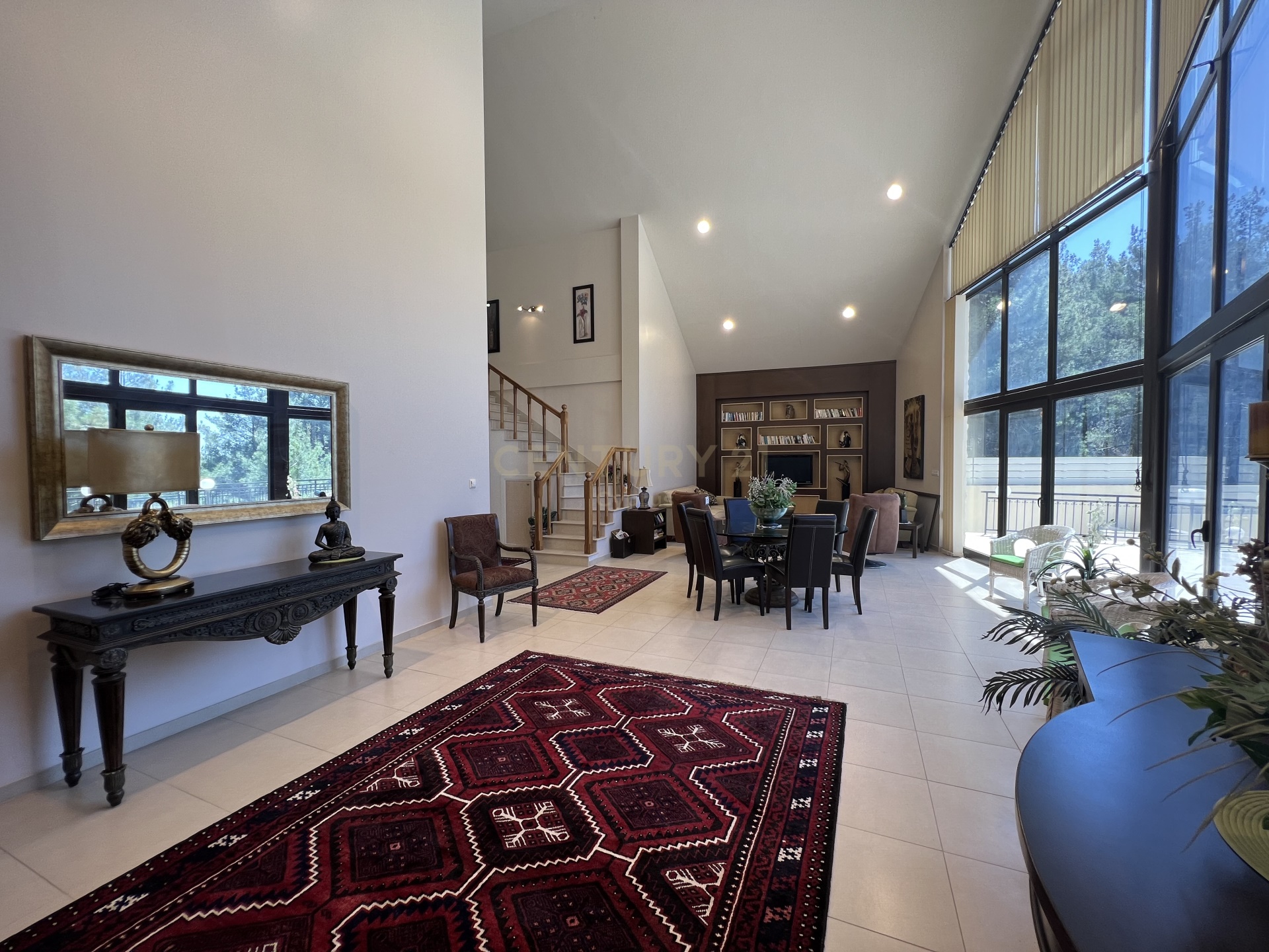 Pano Platres, Chipre